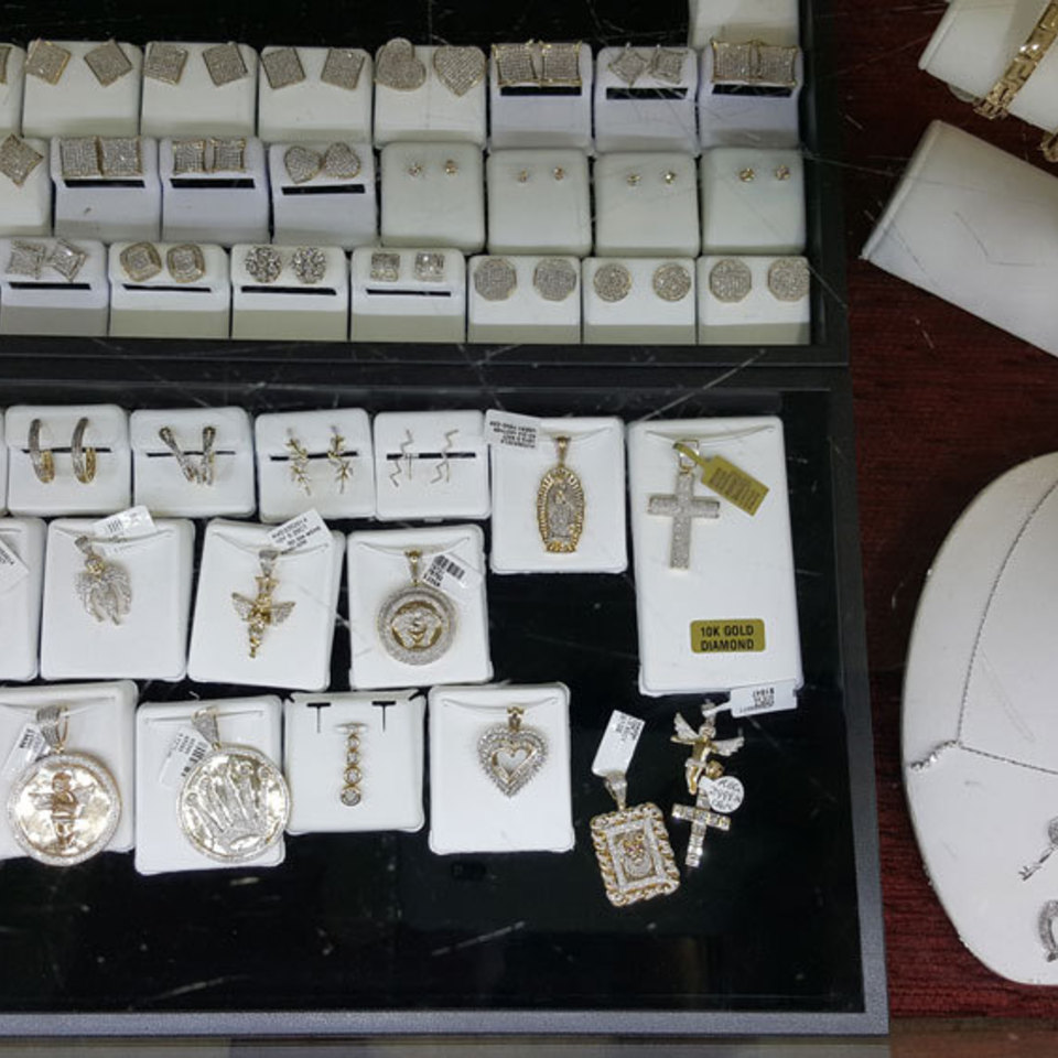 Zari jewelers gallery 320170316 31458 ynh6vc 960x960